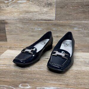 Liz Claiborne Dominique Navy Patent Leather Wedge Heels Women's Size 8.5